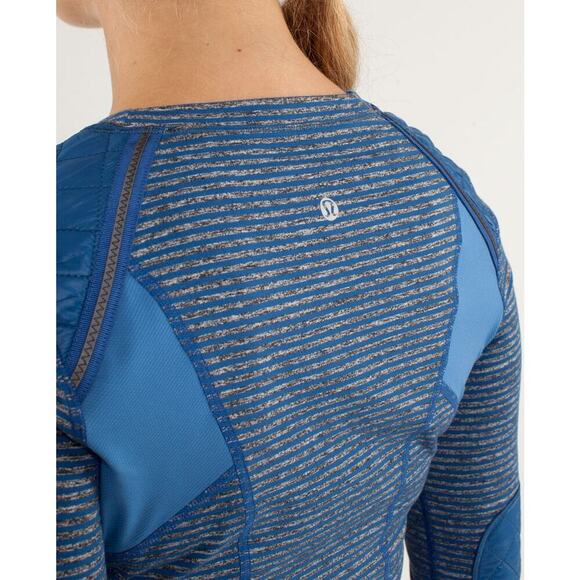 Lululemon Women's Run‎ Ice Queen Long Sleeve Top Size 4 Blue Striped - Picture 3 of 15
